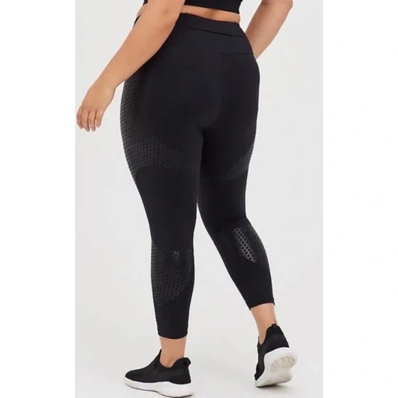 Torrid Compression Legging Performance Core Black 3X - Picture 4 of 16